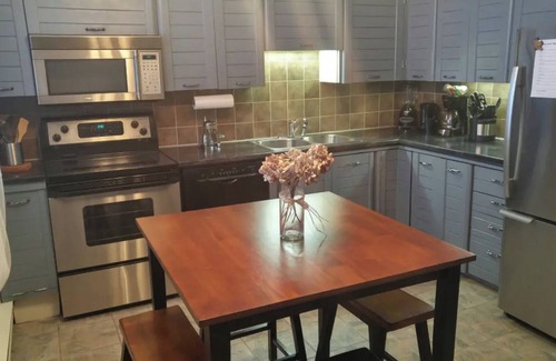 Bromont Casa | Casa rural con inmejorable vista.