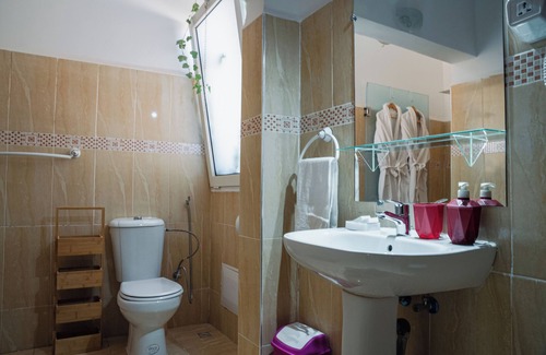 Lalla Takarkoust Complejo | Couleurs Berbères