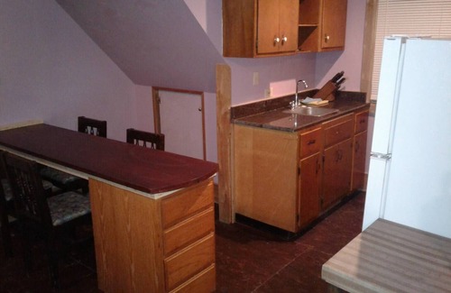 Bakers Grove Cabaña | CASA RURAL @ Lago Percy Priest