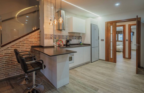 Melgar de Fernamental Casa | Casa rural 'Puente Del Rey' con jardín privado, Wi-Fi y aire acondicionado