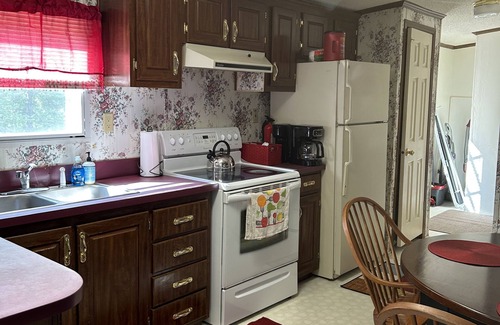 South Hill Casa | Country Home located close to town and Country Club