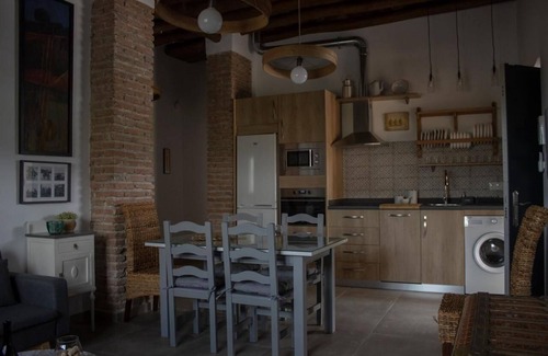 Durcal Casa | Casa de campo "Eralta" con vistas a la montaña, piscina privada y Wi-Fi