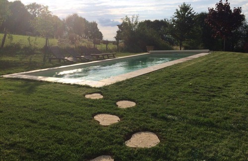 Briant Casa | COUNTRY HOUSE - EXCEPTIONAL VIEW - SWIMMING POOL - Sleeps 12