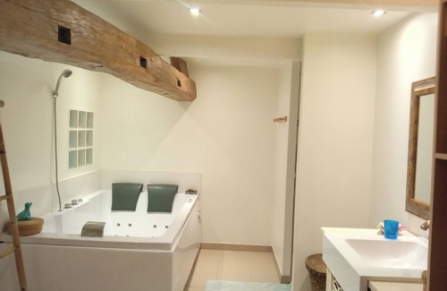 Charensat Casa | Country house in the heart of the Combrailles region