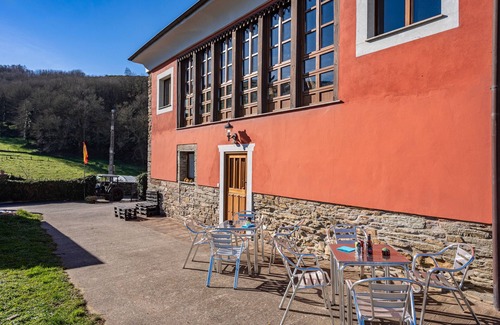 Cangas de Narcea Casa | Casa rural 'La Posada Del Chano' con vistas a la montaña, piscina privada y Wi-Fi