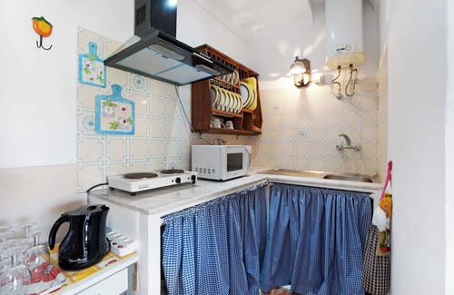 Fasnia Villa | Casa rural 'Lucrecia' con vistas al mar, piscina privada y Wi-Fi