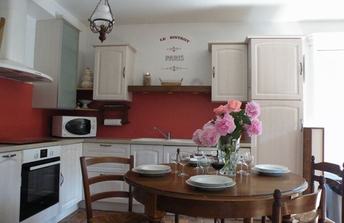 Mouhet Casa | La relajación y tranquilidad, además de la piscina cubierta climatizada