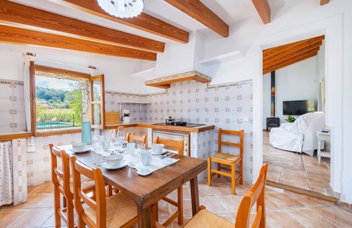 Campanet Villa | Casa rural 'Sa Creueta' con vistas a la montaña, Wi-Fi y aire acondicionado