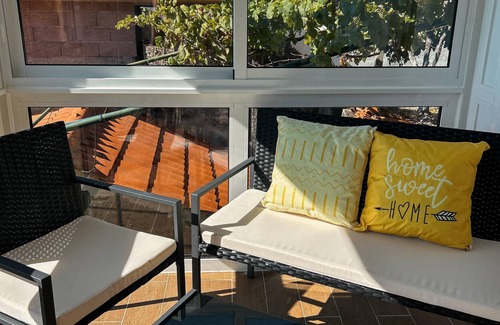 Oleiros Villa | Country House 'Vale Dos Vascos' with Mountain View, Wi-Fi and Air Conditioning