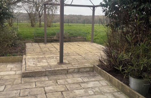 Preaux Casa | Country house with large fenced garden on terrace and kennel available