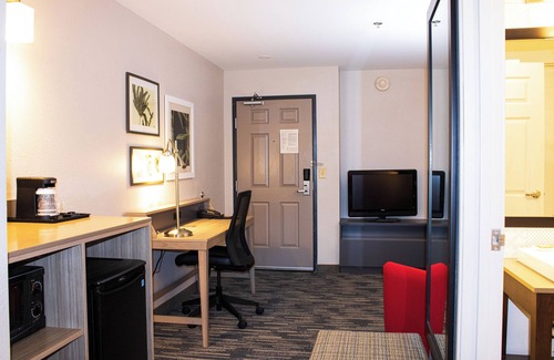 Carlisle Hotel | Country Inn & Suites by Radisson, Carlisle, PA