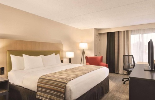 La Crosse Hotel | Country Inn & Suites by Radisson, La Crosse, WI