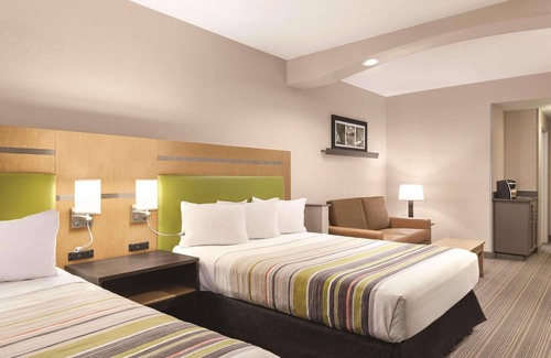 Griffin Hotel | Country Inn & Suites by Radisson, Griffin, GA