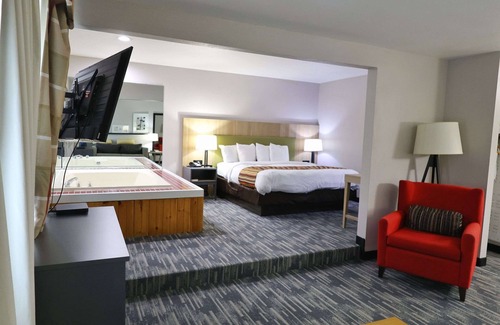 Sparta Hotel | Country Inn & Suites by Radisson, Sparta, WI