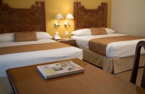 Zapopan Hotel | Country Plaza