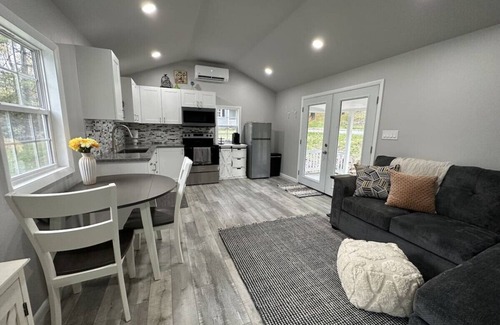 Peru Apartamento | Country Quaint near Mississinewa Lake