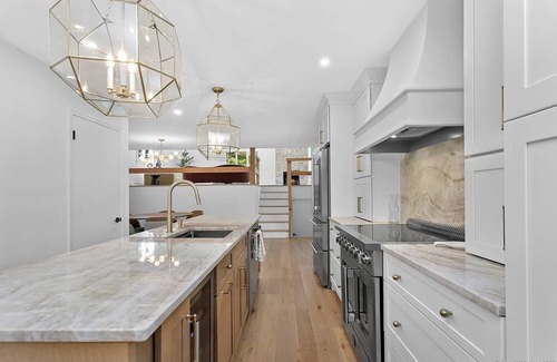 Redding Ridge Casa | Renovated Retreat | Heated Saltwater Pool | BBQ