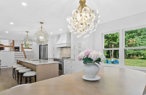 Redding Ridge Casa | Renovated Retreat | Heated Saltwater Pool | BBQ