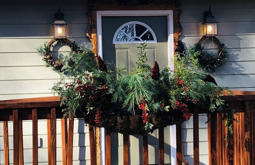 Chalet Village Cabina | Retiro de la montaña ahumada de pareja perfecta! Magníficas vistas; ¡Las fronteras GSMNP!