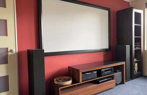 Furnissdale Casa | Couples Riverside Retreat ( sleeps 2)