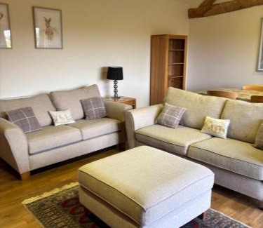 Newport Casa | Courtside Barn, Lynn, Newport