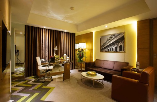 Taj Ganj Hotel | Courtyard by Marriott Agra