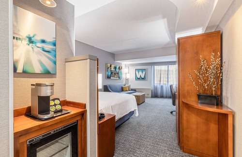 Piety Corner Hotel | Courtyard by Marriott Boston Waltham