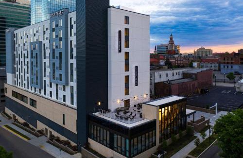 Downtown Knoxville Hotel | Courtyard by Marriott Knoxville Downtown