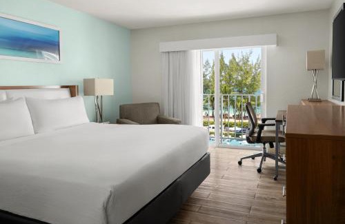 Downtown Nassau Hotel | Courtyard by Marriott Nassau Downtown/Junkanoo Beach