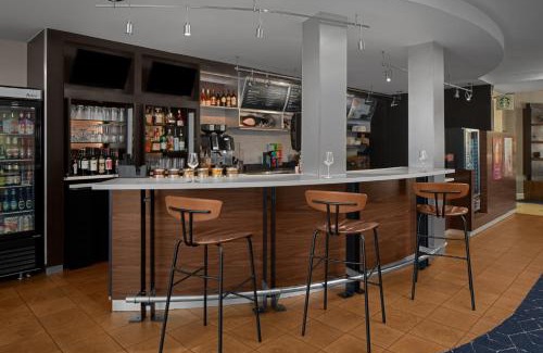Maryvale Hotel | Courtyard by Marriott Phoenix West/Avondale