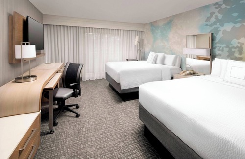 Tanasbourne Hotel | Courtyard By Marriott Portland Hillsboro