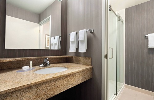 Salinas Hotel | Courtyard by Marriott Salinas Monterey