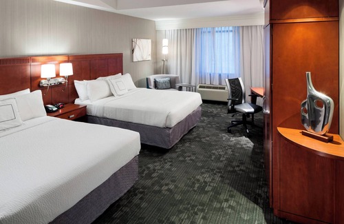 Norfolk - Virginia Beach Hotel | Courtyard by Marriott Suffolk Chesapeake