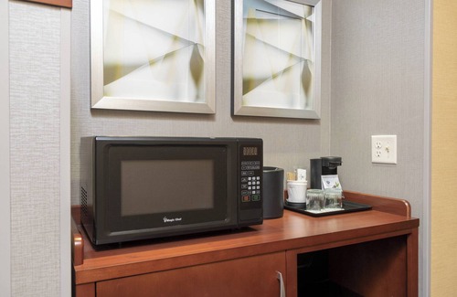 Milwaukee Hotel | Courtyard Milwaukee Airport