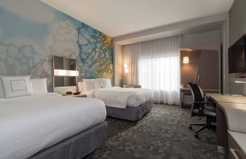 Umstead Hotel | Courtyard Raleigh-Durham Airport/Brier Creek