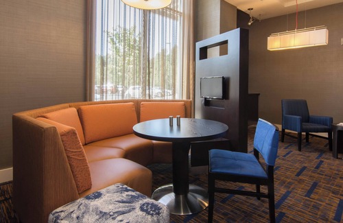 Umstead Hotel | Courtyard Raleigh-Durham Airport/Brier Creek