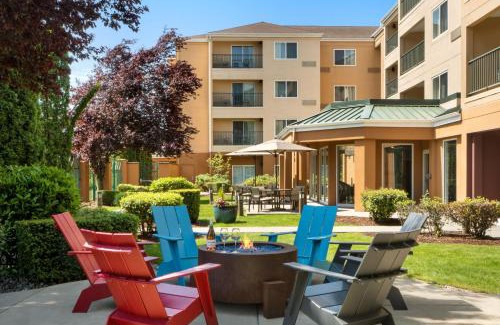 Lynnwood Hotel | Courtyard Seattle North/Lynnwood Everett