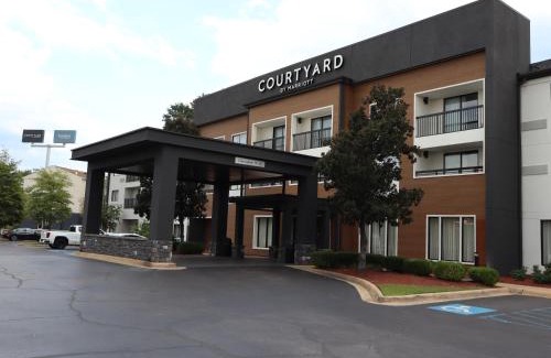 Tuscaloosa Hotel | Courtyard Tuscaloosa