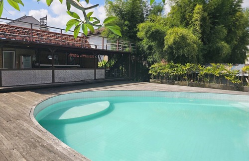 Babakan Hotel | Cove Wong Village