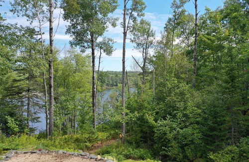 Surry Casa | Vista al mar NUEVO para 2020 -3 dormitorios y 2 baños en Surry, Maine, cerca del Parque Nacional Acadia