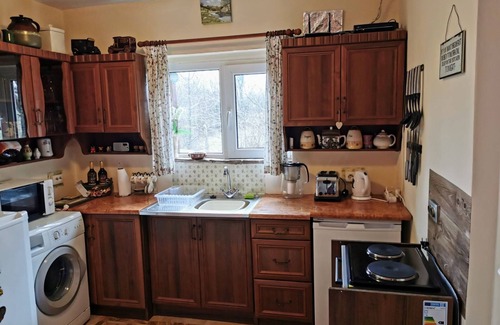 Prilep Cabaña | Cozy 1 Bed Cottage in Ognen, near Karnobat, Burgas