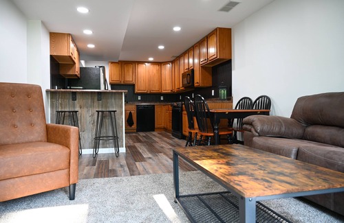 West Chester Apartamento | Cozy 1-bedroom apartment with AC and WiFi, secluded, private, and professional