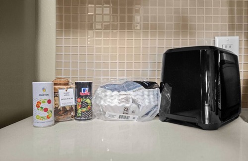 Mid-Wilshire Apartamento | Cozy 1-bedroom apartment with AC, fitness room in fantastic Los Angeles