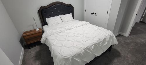 Southwest Calgary Apartamento | Cozy 1 bedroom basement suite in Southwest Calgary