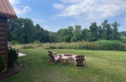 Jonesborough Chalet De Esquí | Cozy 1 bedroom cabin in the heart of Jonesborough