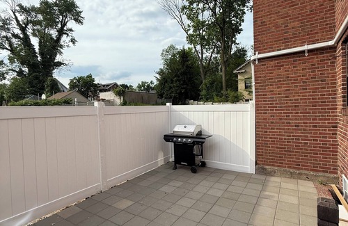 West Trenton Apartamento | Cozy 1-Bedroom Hideaway – Comfort & Convenience