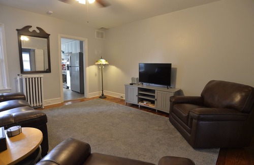 Carlisle Apartamento | Cozy 2-bedroom apartment, 5 minute walk from colleges, restaurants and shopping