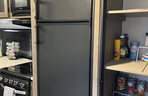 Polvadera Casa | Cozy 2-bedroom RV in peaceful San Acacia! StarLink Internet