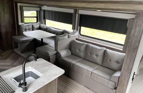 Kirkwood Casa | Cozy 2-bedroom RV with AC, heat, and WiFi in peaceful Kirkwood