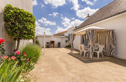 La Bernerie-en-Retz Cabaña | Casa acogedora a 30m de la playa con jardín cerrado y equipo de pesca en La Bernerie-en-Retz